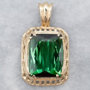 14K Yellow Gold Green Tourmaline Filigree Pendant, Anniversary Gift 14K Yellow Gold Green Tourmaline Filigree Pendant, Anniversary Gift