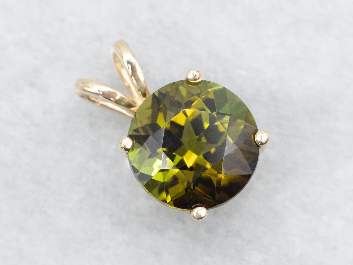 14k Yellow Gold Green Tourmaline Solitaire Pendant, Round Stone 14k Yellow Gold Green Tourmaline Solitaire Pendant, Round Stone