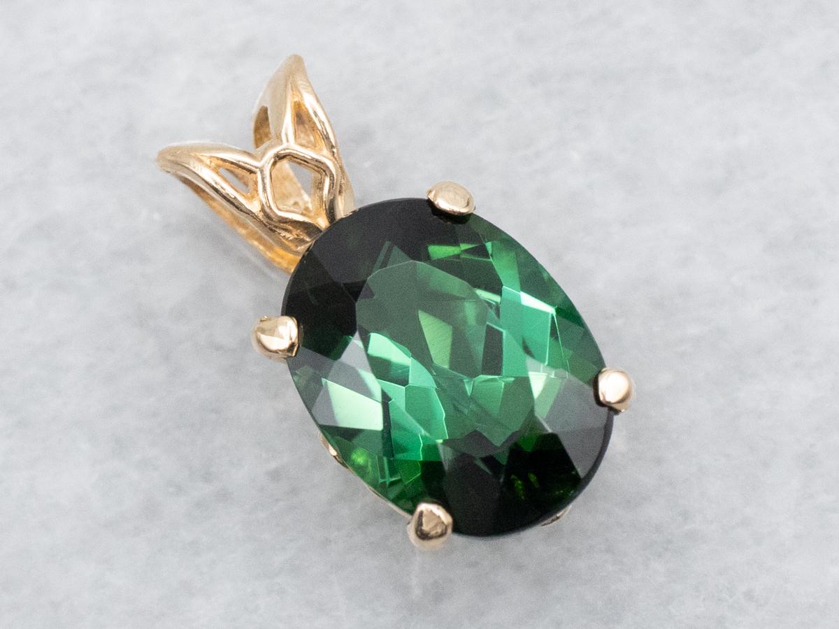 14k Yellow Gold Green Tourmaline Solitaire Pendant, Oval Cut 14k Yellow Gold Green Tourmaline Solitaire Pendant, Oval Cut
