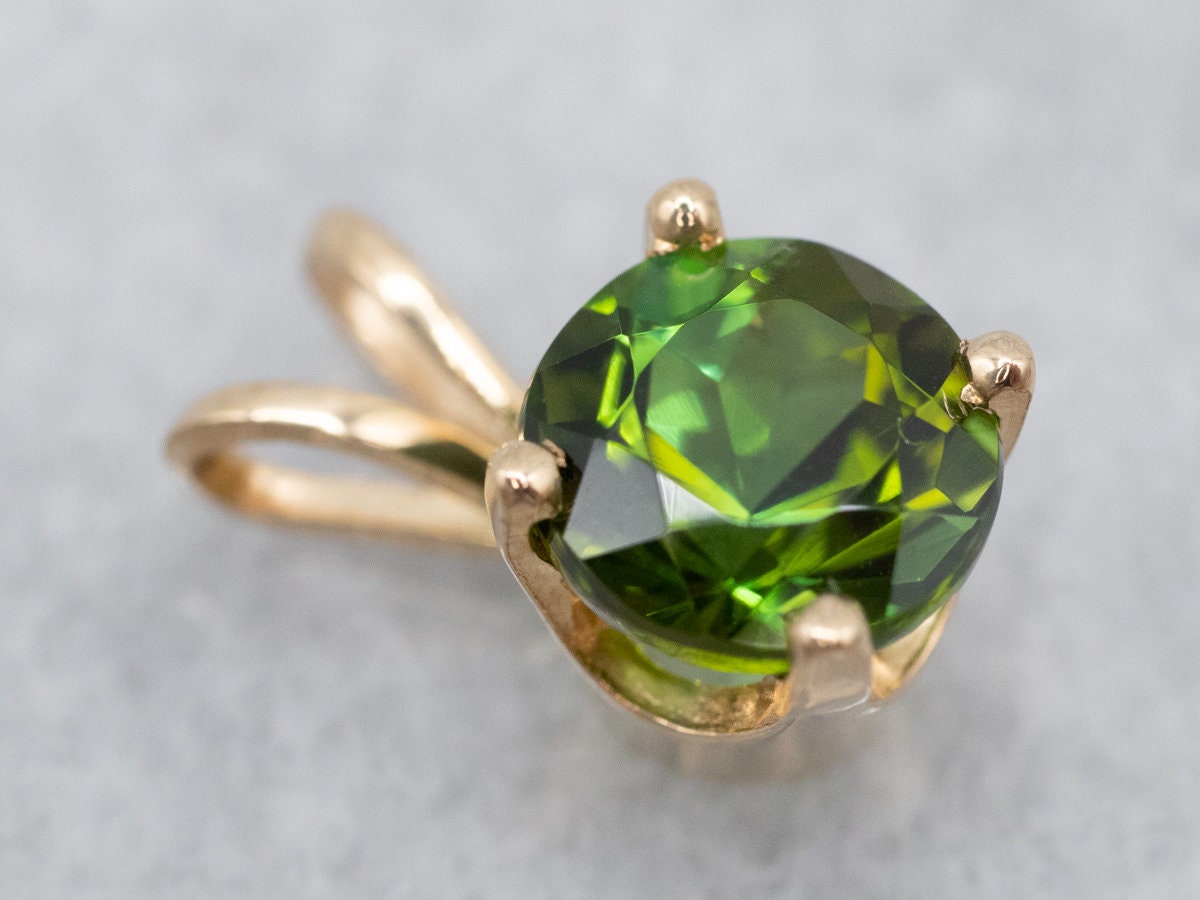 14k Yellow Gold Green Tourmaline Solitaire Pendant, October Birthstone
