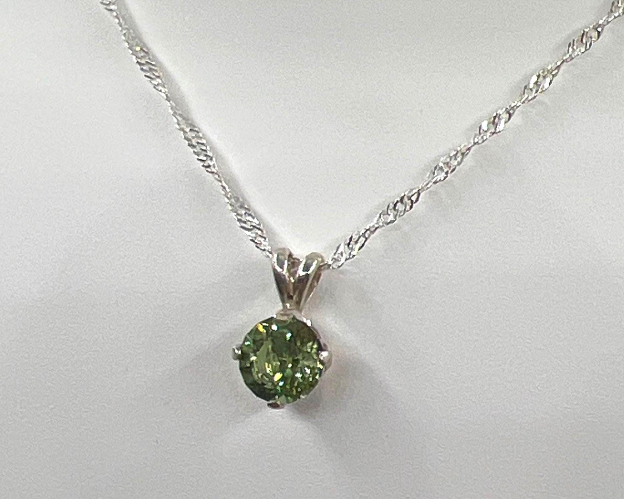Green Tourmaline Silver Necklace, Custom Faceted Apple Green Verdelite Tourmaline Pendant 925 Sterling Silver, Singapore Link Chain