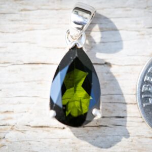 Sterling Silver Green Tourmaline Drop Pendant Sterling Silver Green Tourmaline Drop Pendant