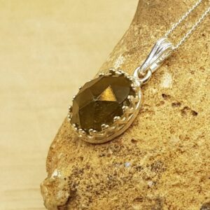 Tiny Green Tourmaline Pendant Necklace. October Birthstone. Minimalist Sterling Silver Necklaces For Women. Reiki Jewelry Uk. 10x8mm Stone Tiny Green Tourmaline Pendant Necklace. October Birthstone. Minimalist Sterling Silver Necklaces For Women. Reiki Jewelry Uk. 10x8mm Stone