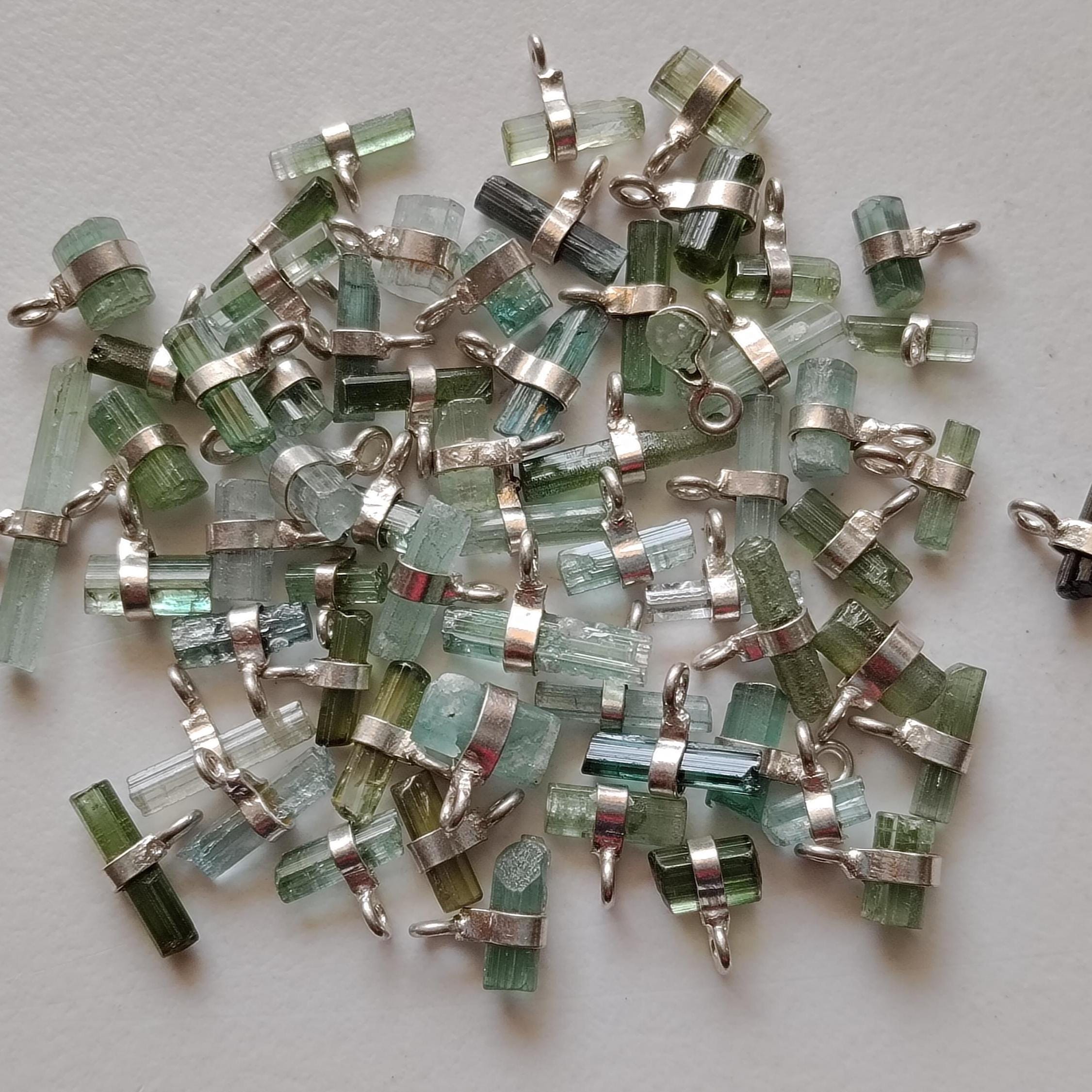 7-12mm Blue Green Tourmaline Sticks Single Loop Connectors 5 Pcs Natural Tourmaline 925 Silver Connectors Finding Silver Charm - Psg391