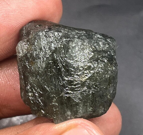 Green Tourmaline Stone, Rough Green Tourmuline Crystal Raw Green Tourmuline In Matrix _ Green  Tourmaline Raw Healing Crystal  200crt