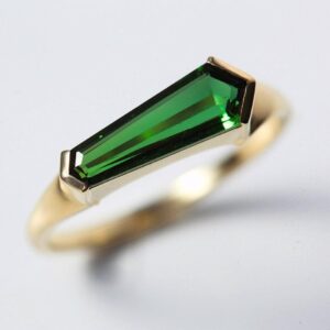 Modern Green Tourmaline Ring, Geometric Emerald Green Tourmaline Engagement Ring, Unique Engagement Ring Modern Green Tourmaline Ring, Geometric Emerald Green Tourmaline Engagement Ring, Unique Engagement Ring