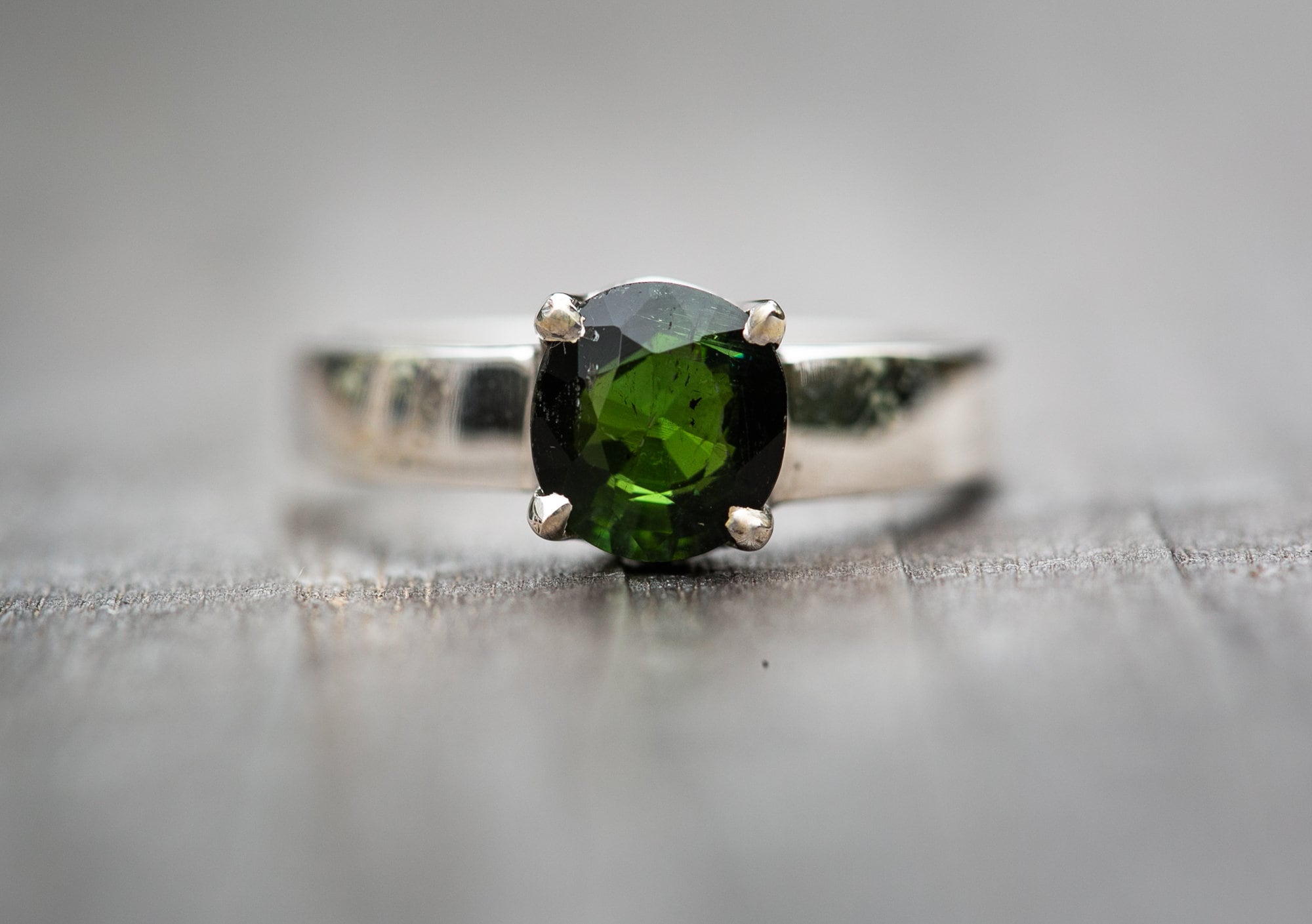 Green Tourmaline Sterling Silver Ring - Size 8