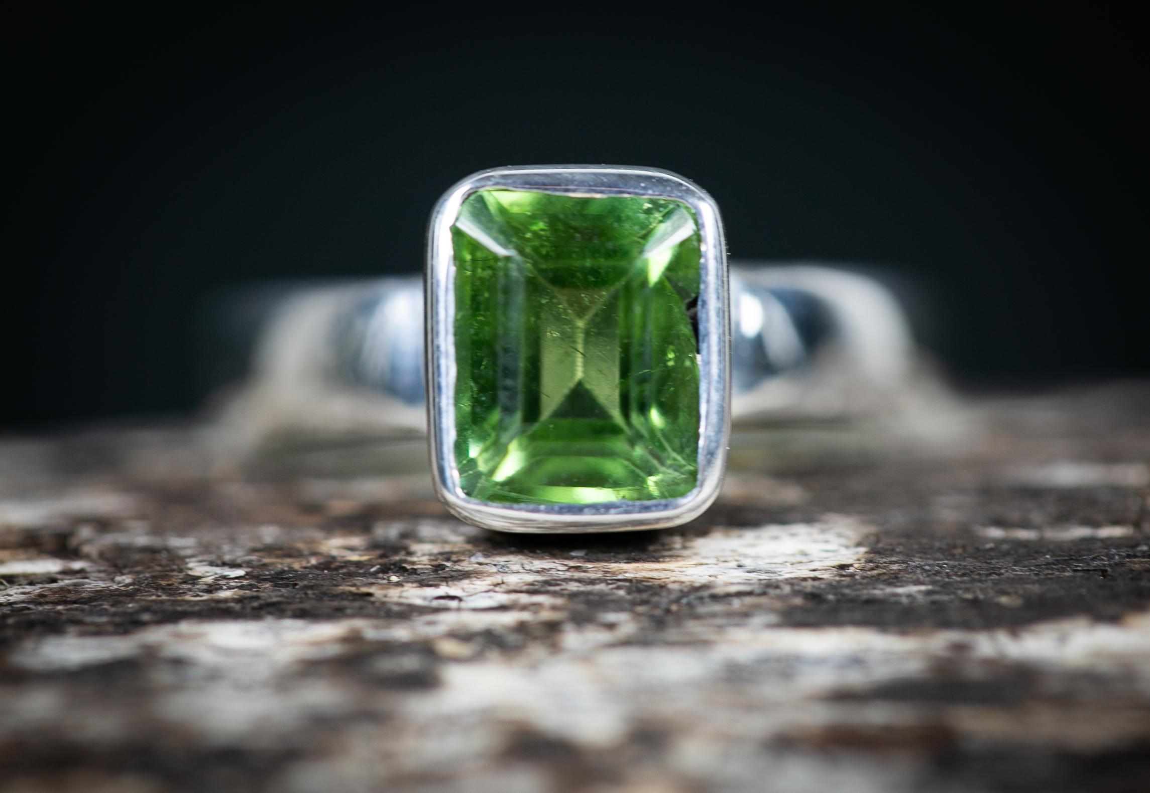Green Tourmaline Sterling Silver Ring - Size 6