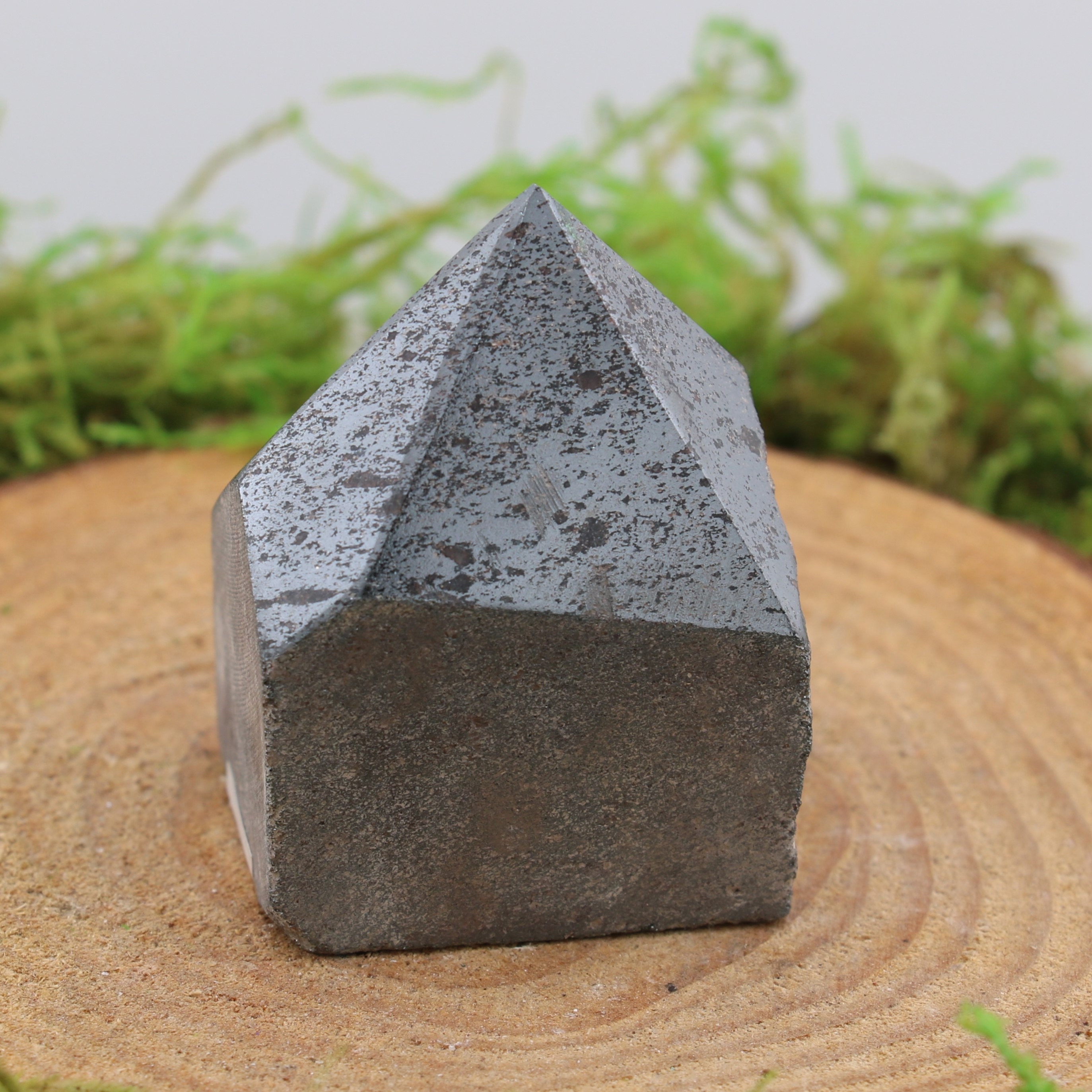 Hematite Top Polished Tower #b