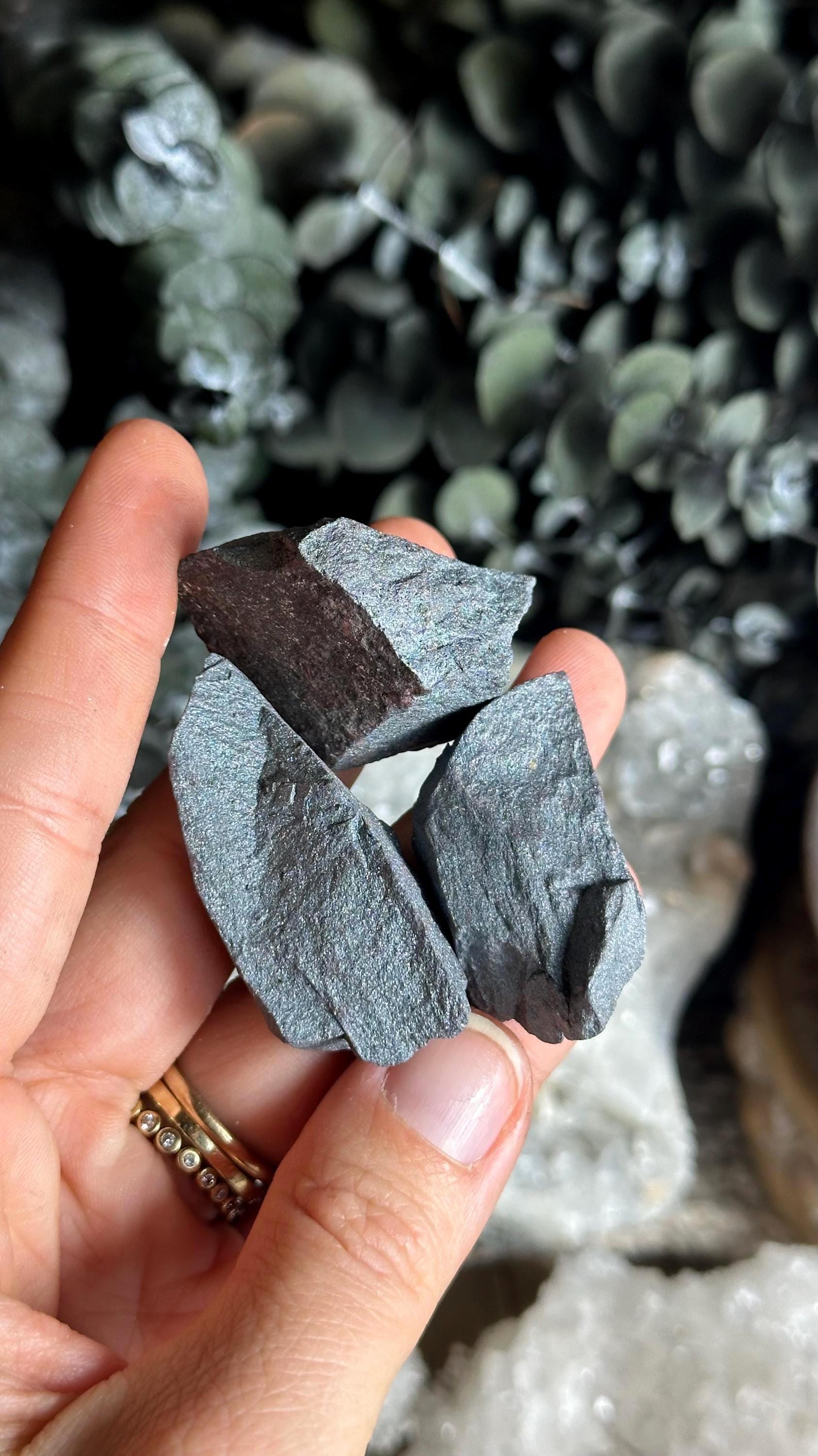Raw Hematite, Rough Hematite, Focus, Reliability, Concentration