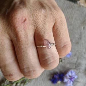 Strawberry Quartz Ring, made to order, dainty strawberry quartz ring, hematite inclusion quartz ring, bronze or sterling silver wire wrap