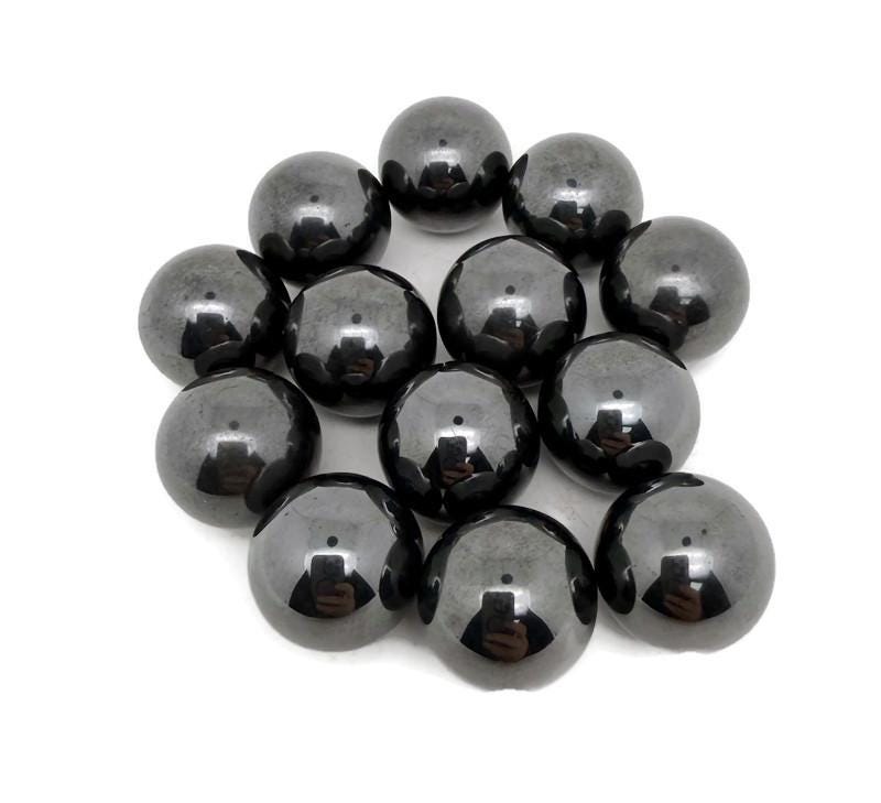 Hematite Sphere Stone – Hematite Crystal Ball - Healing Crystal Stones – Crystal Décor – 2cm - Sp1156