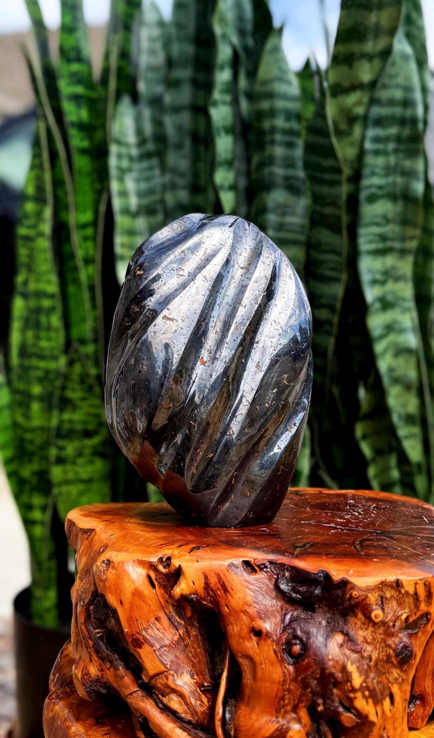 Xl Hematite Crystal Free Form (11.5 Lbs) - Stimulates Concentration And Focus - Protection Crystal - Hematite Crystal - Grounding Crystal