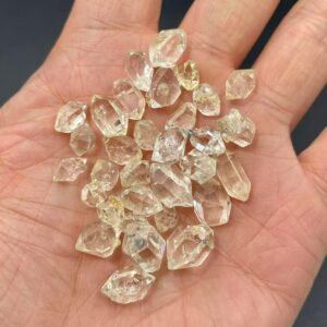 Rare Golden Herkimer Diamonds Double Terminated Raw Herkimer Quartz Crystal Points Golden Healer 21g lot / 105carat