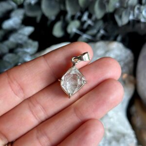 Aa Herkimer Diamond Crystal Pendant: Sterling Silver Necklace Aa Herkimer Diamond Crystal Pendant: Sterling Silver Necklace