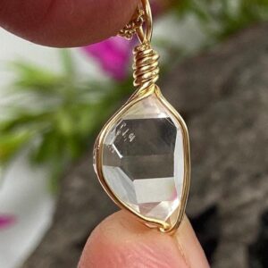 Top Quality Ny Herkimer Diamond Pendant: 14k Gold Fill Wire Wrapped Quartz Crystal Necklace Top Quality Ny Herkimer Diamond Pendant: 14k Gold Fill Wire Wrapped Quartz Crystal Necklace