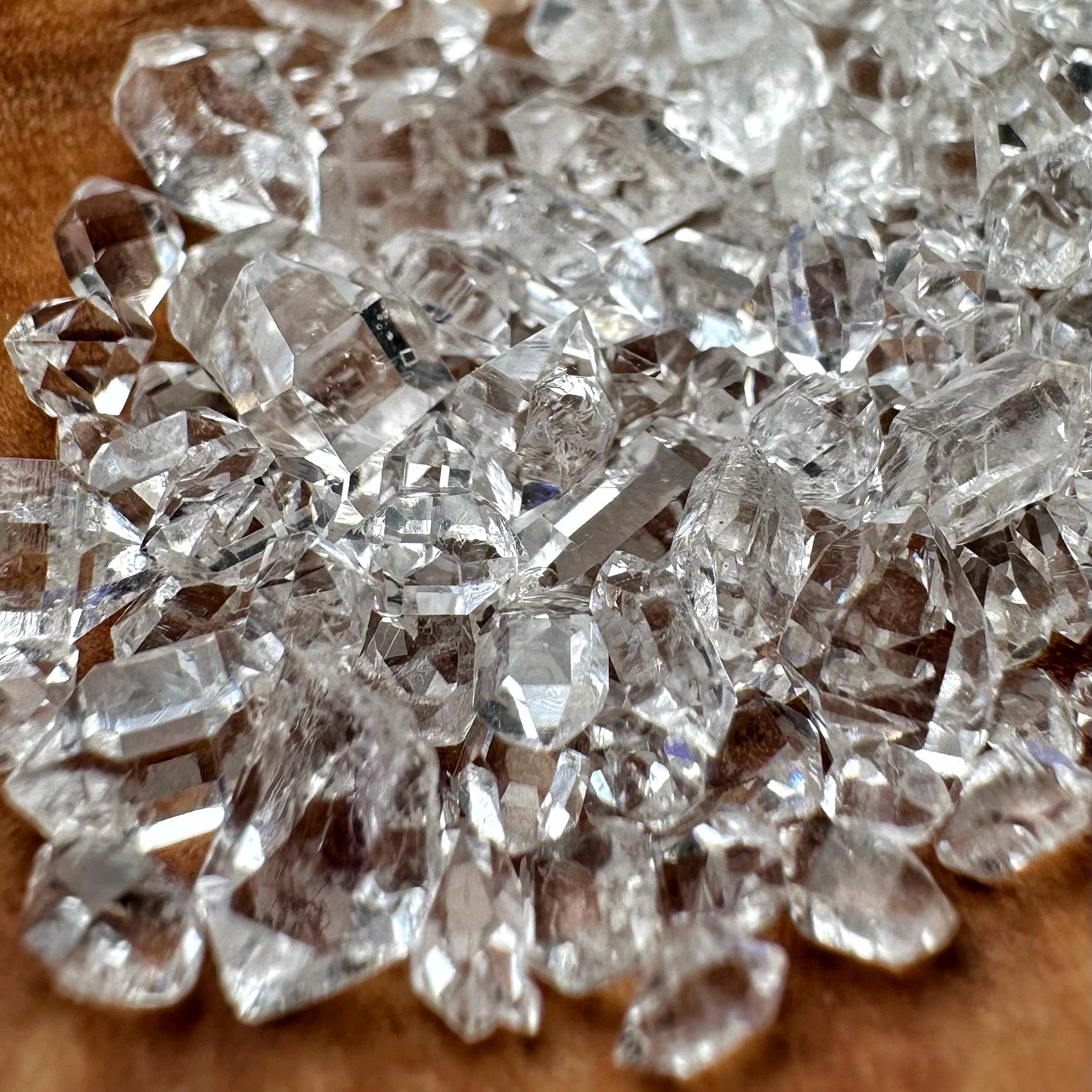 Herkimer Diamond Mini Double Terminated Point | 5-50g | - No. 241 (raw Clear Crystal Specimen) Herkimer Diamond Mini Double Terminated Point | 5-50g | - No. 241 (raw Clear Crystal Specimen)