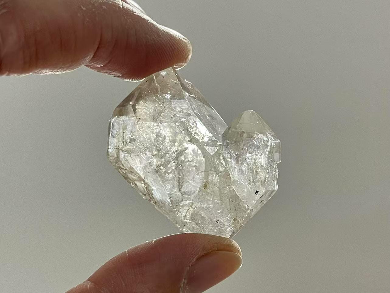 Large Herkimer Diamond Double Terminated Quartz Crystal Quartz Penetrator Crystal Healing Rock Crystal Gift For Him/her Specimen Cd-h01