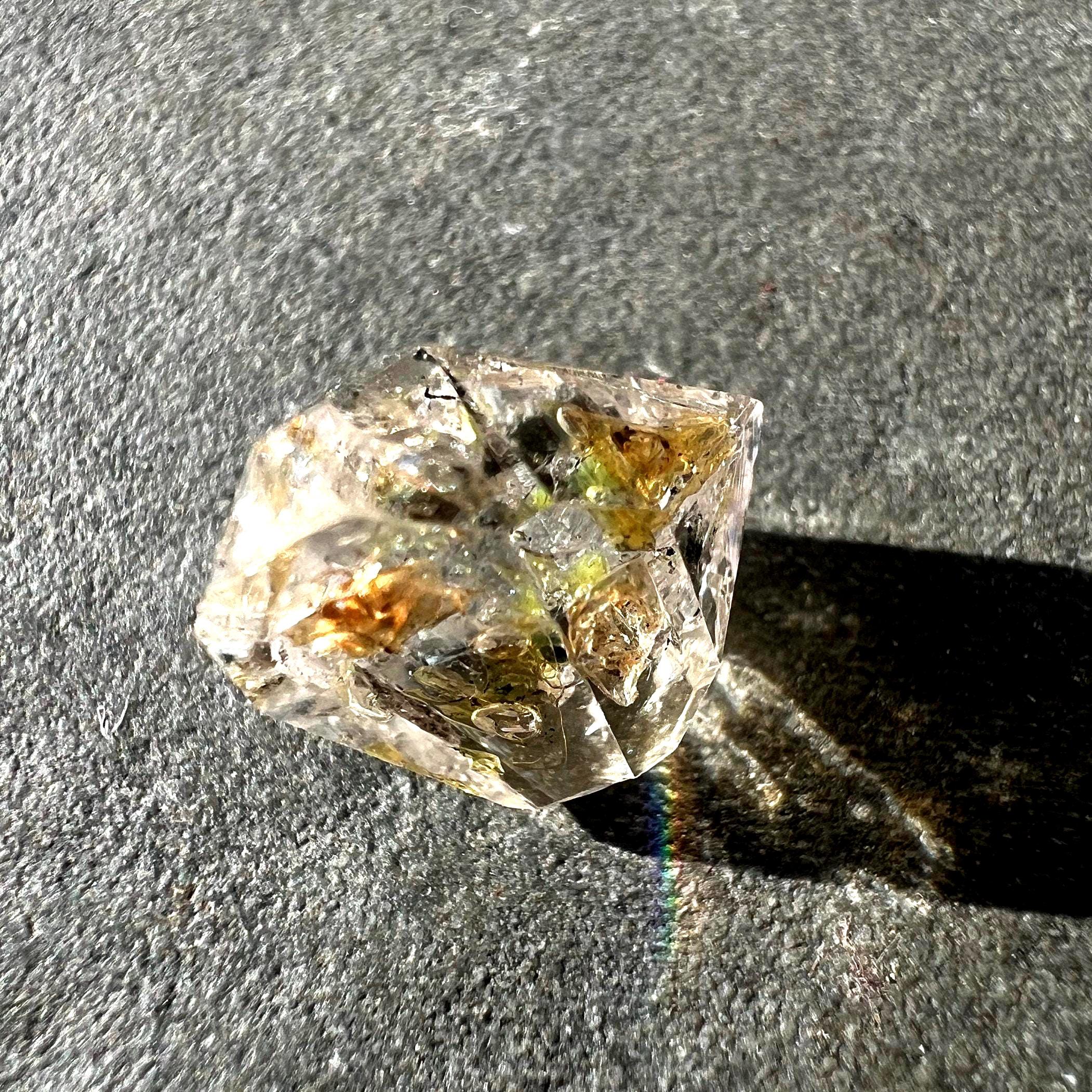 Uv Enhydro Quartz Crystal , Double Terminated Herkimer Specimen Uv Enhydro Quartz Crystal , Double Terminated Herkimer Specimen
