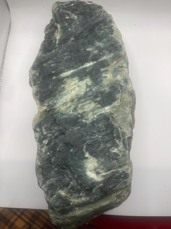 4.6kg Natural Nephrite Jade Rough | Untreated Green Display Stone 4.6kg Natural Nephrite Jade Rough | Untreated Green Display Stone