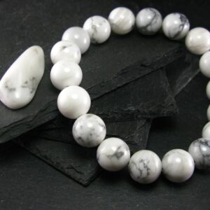 Howlite Genuine Bracelet ~ 7.5 Inches ~ 12mm Round Beads