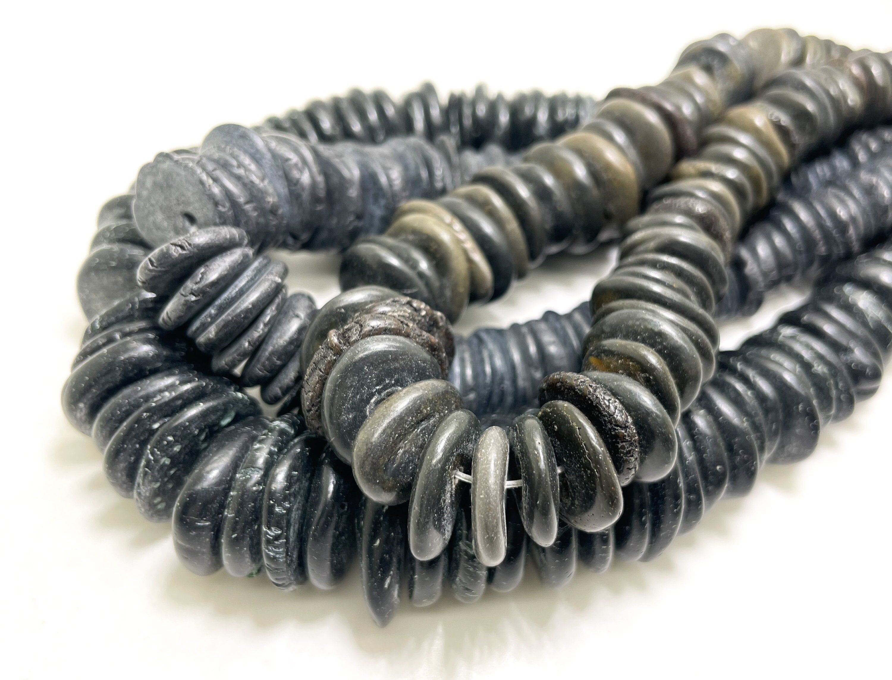 Howlite Beads, Rough Flat Nugget Chip Dark Brown Black Howlite Beads (assorted Size) - Pgs40
