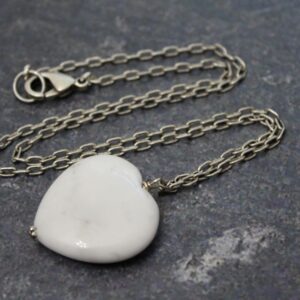 Antique Silver White Howlite Heart Necklace: Paperclip Chain