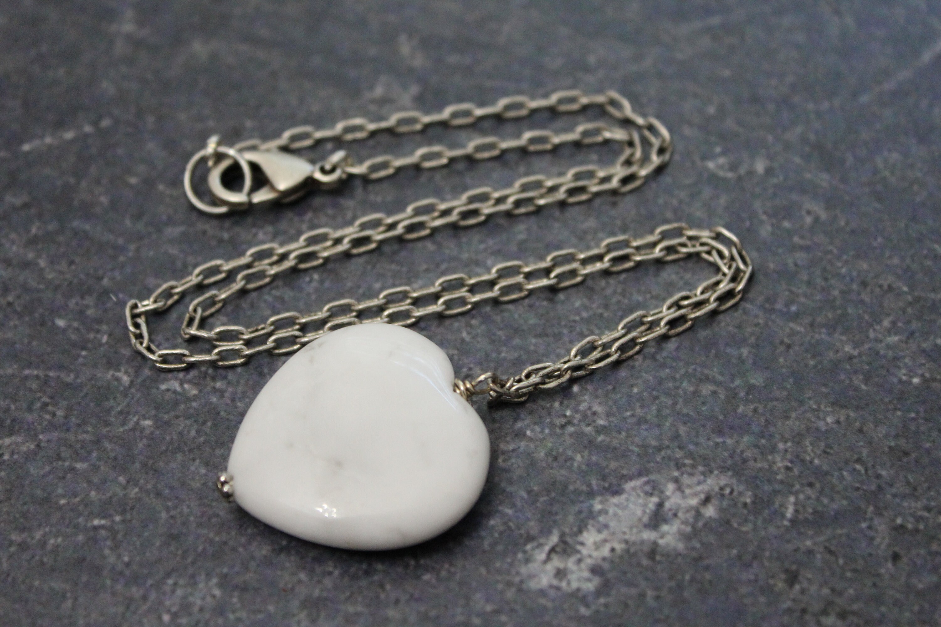 Antique Silver White Howlite Heart Necklace: Paperclip Chain