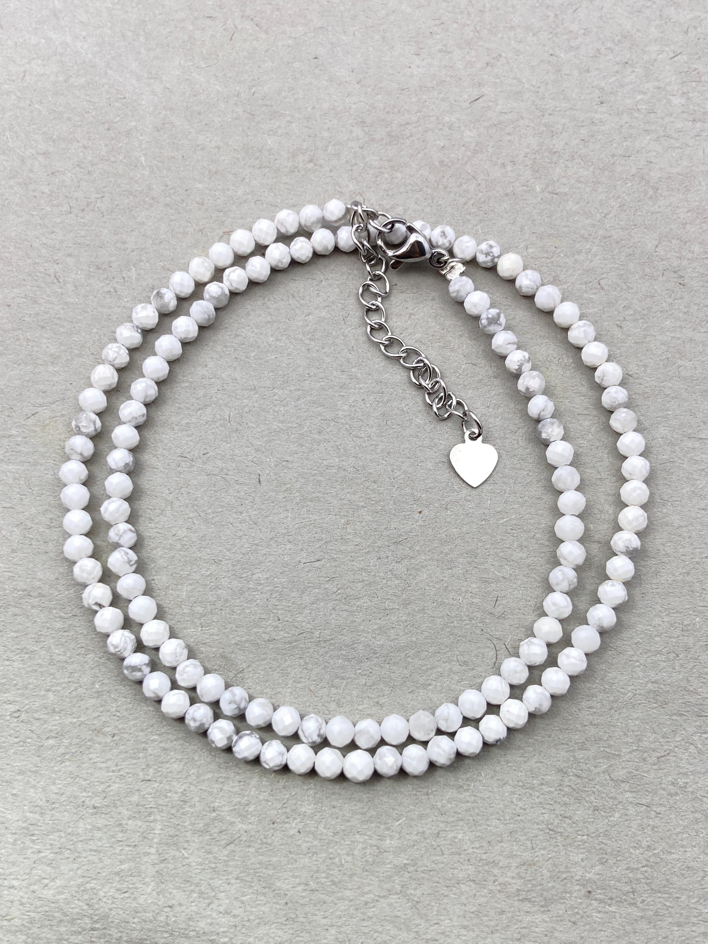 Howlite Beaded Choker: Minimalist White Gemstone Necklace