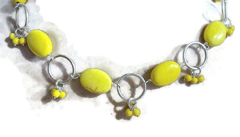 Yellow Howlite Gemstone Necklace – Handmade Silver Plated Jewelry