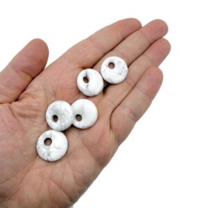 Howlite Crystal Donut Pendant - Pi Stone Necklace Charm - 20mm - Do1086