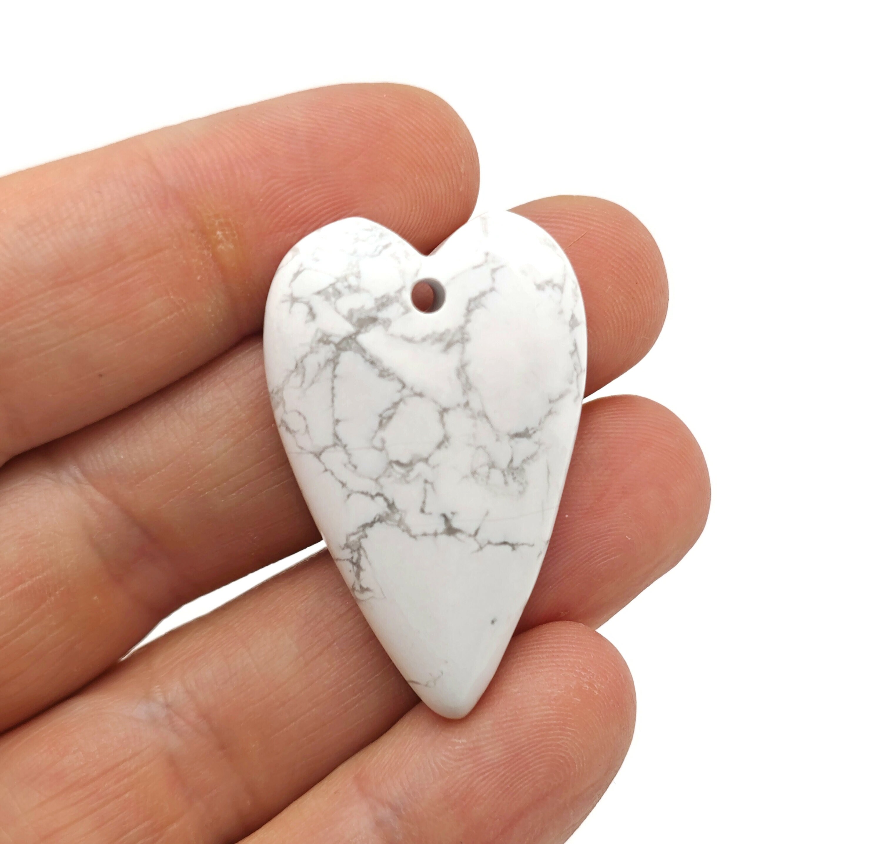 Howlite Crystal Long Heart Love Pendants - Gemstone Crystal Big Sharp Heart Necklace - Heart Shaped Healing Gemstone - Nc1573