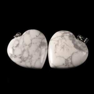 g2333 Two 25mm Howlite heart pendant focal bead
