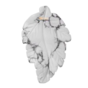 g2568.15 40mm Natural White howlite carved leaf retro pendant bead Jewellery Making