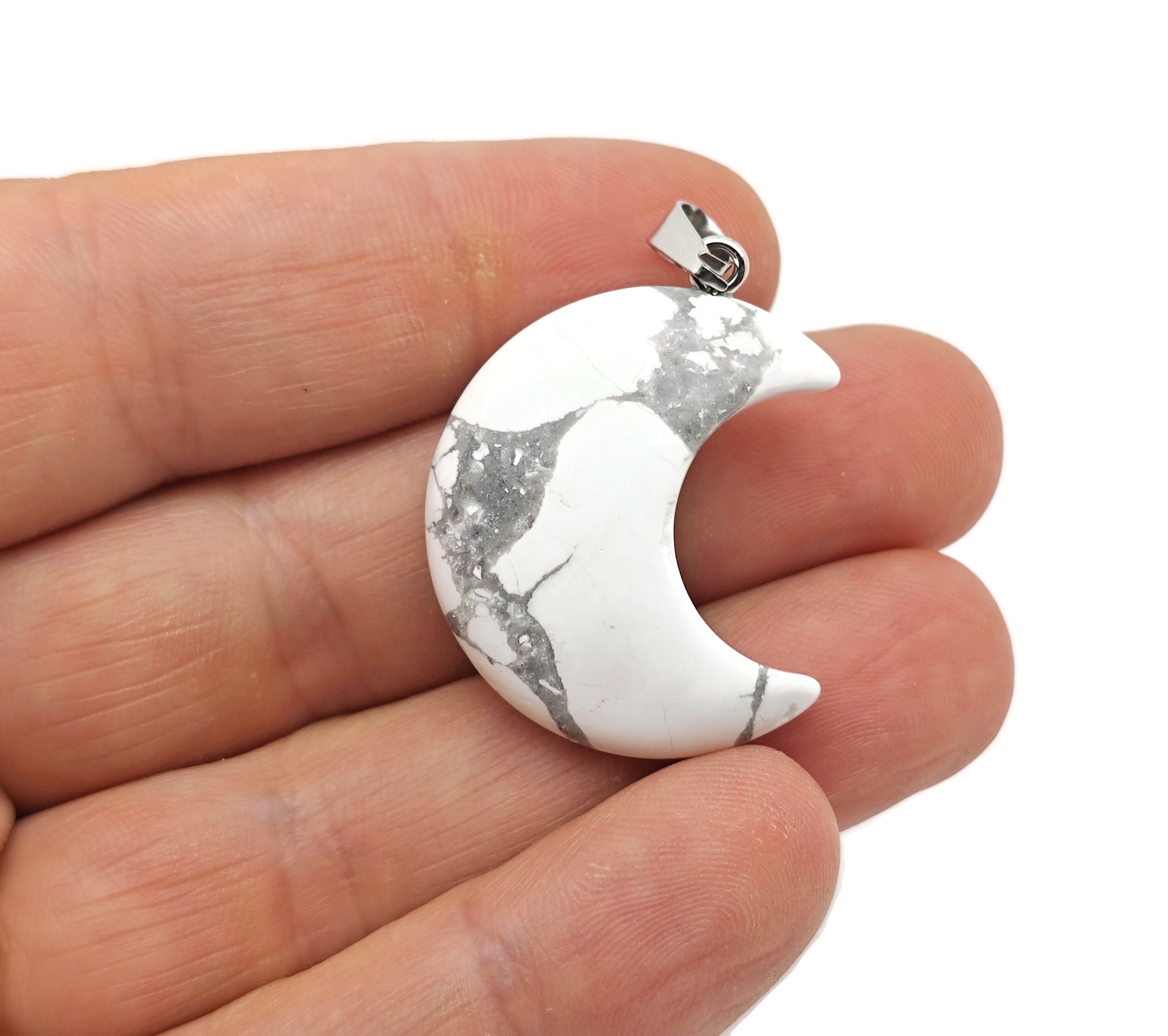 Howlite Gemstone Moon Pendants - Crescent Moon - Wholesale Jewelry Making Supplies - Moon Necklace - Moon Shaped Crystal - Nc1562