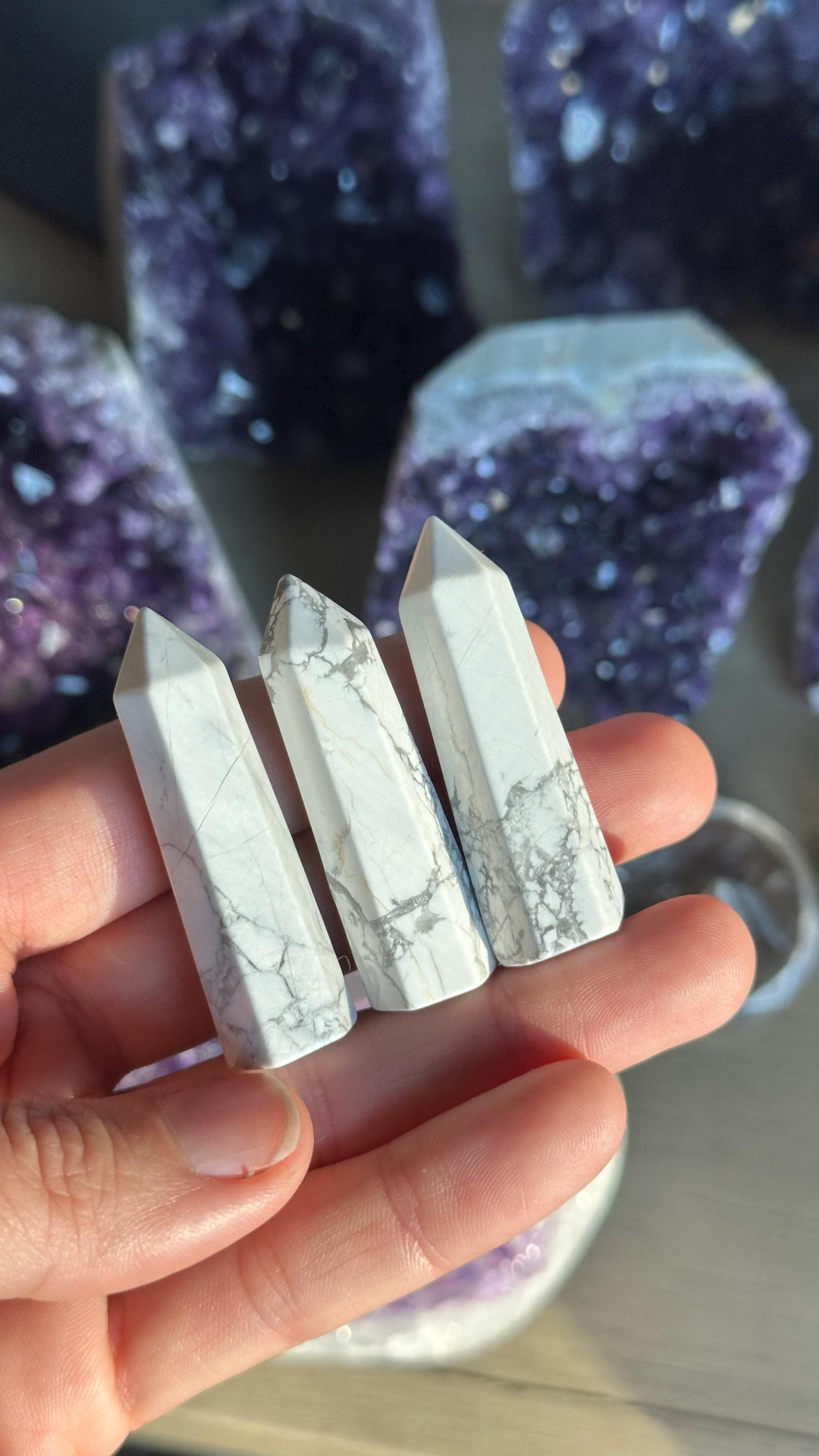 White Howlite Tower: Small Crystal Generator