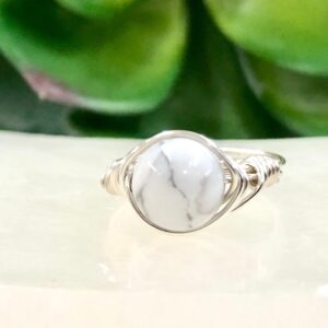 Howlite Wire-wrapped Ring - Dainty Howlite Ring - Crown Chakra Jewelry - Meditation Ring - Gemstone Ring - Dainty Stone Ring Howlite Wire-wrapped Ring - Dainty Howlite Ring - Crown Chakra Jewelry - Meditation Ring - Gemstone Ring - Dainty Stone Ring