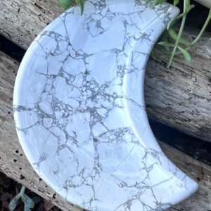 Howlite Crescent Moon Bowl