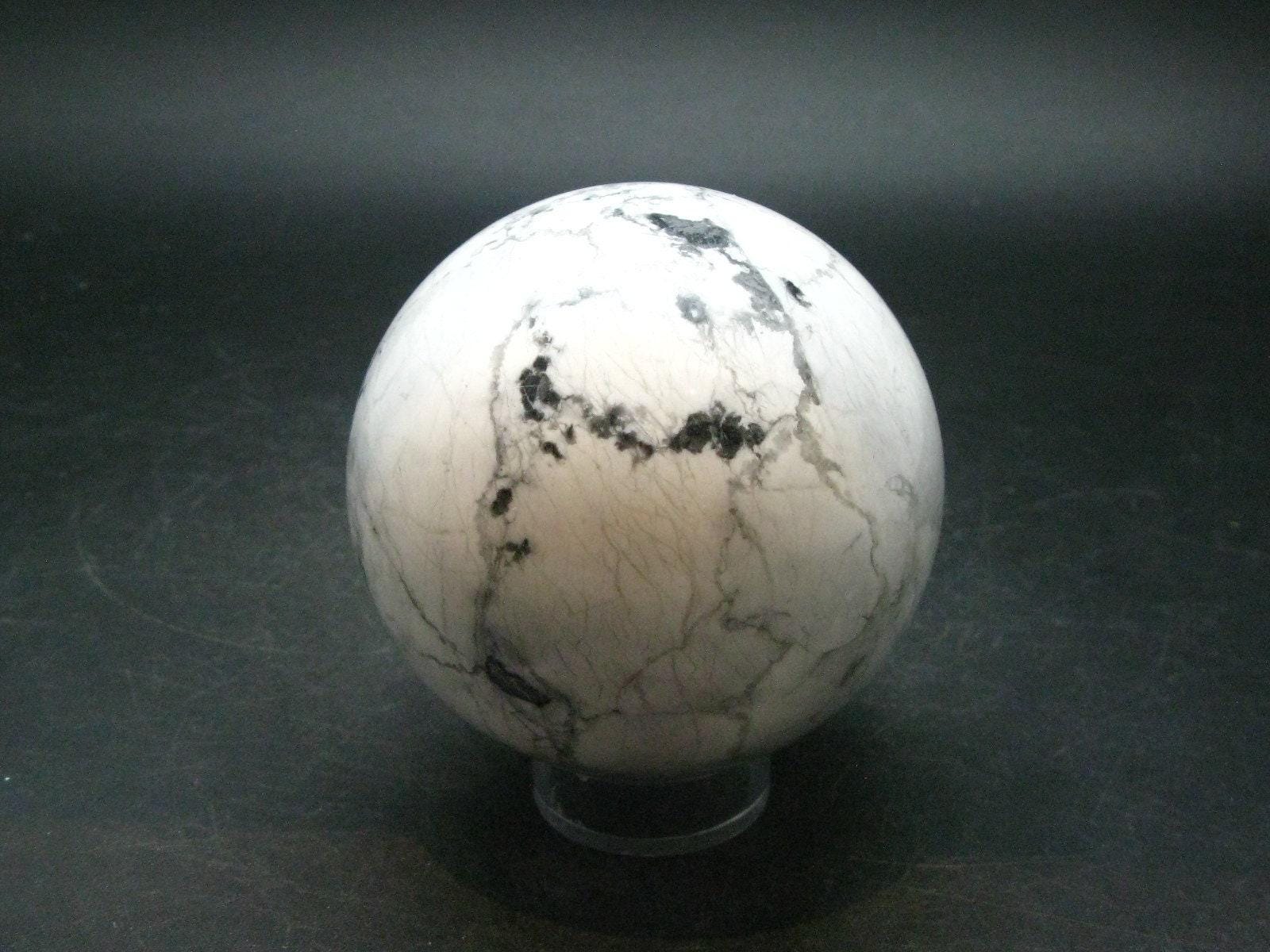 Howlite Sphere White/grey Veins From South Africa - 2.9”