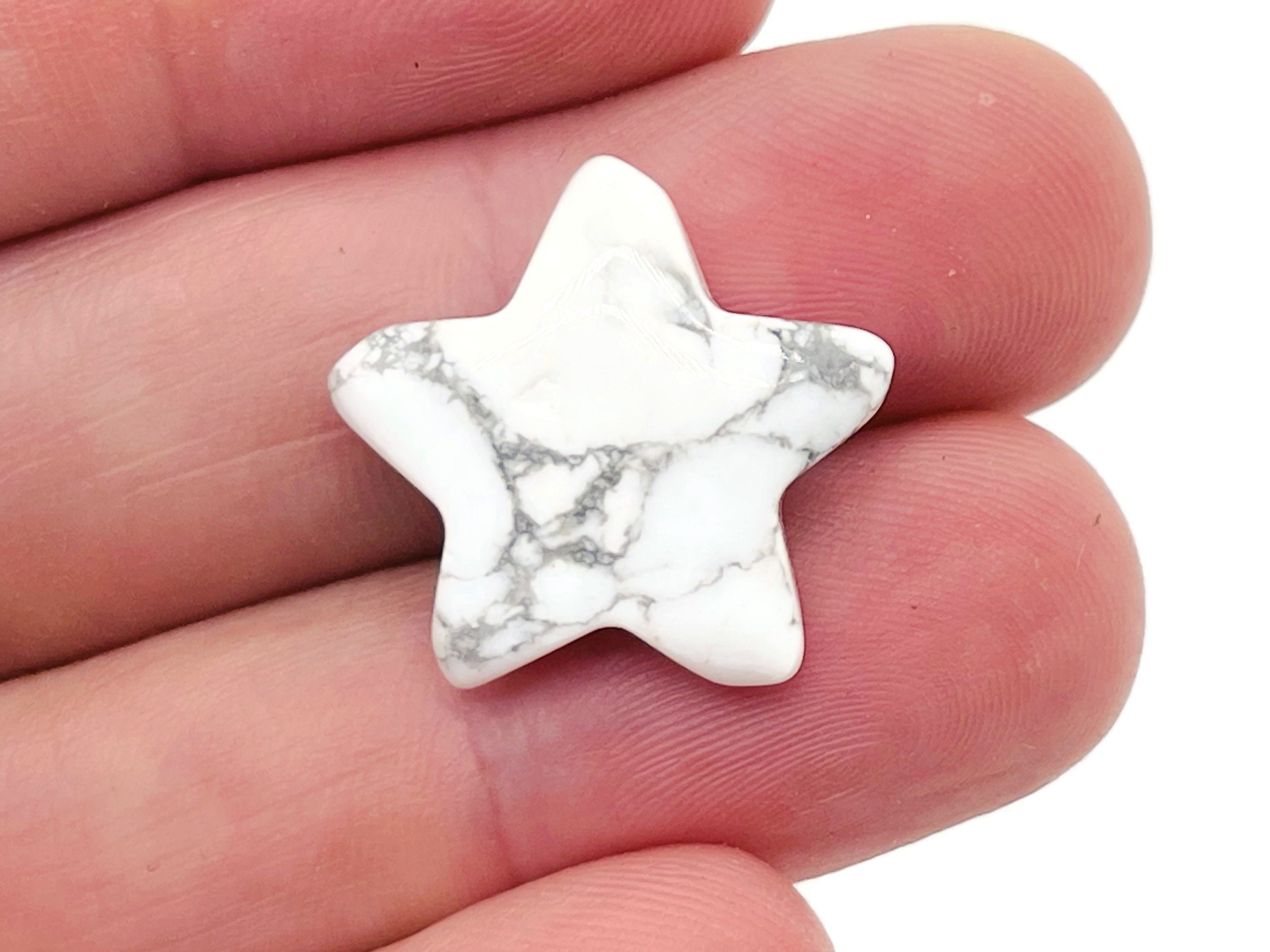 Howlite Star Gemstone – Star Carving Star – Mini Star Crystal Stone – Healing Crystal – 2cm – St1012