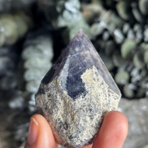 Self Standing Iolite Point