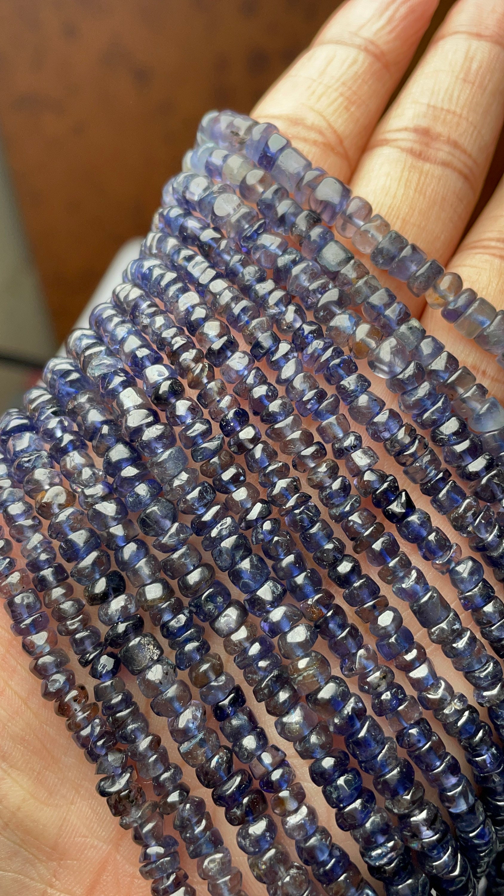 New Brand- Natural Top Quality Iolite Smooth Tyre Beads 4-5 Mm Approx Beads, 16 Inch Long Strand Blue Iolite Beads For Making Jewelry