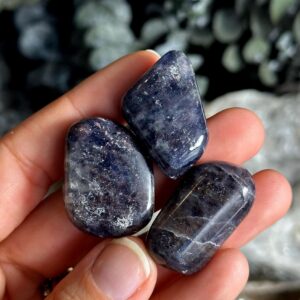 Tumbled Iolite Stone, Polished Iolite Pebble