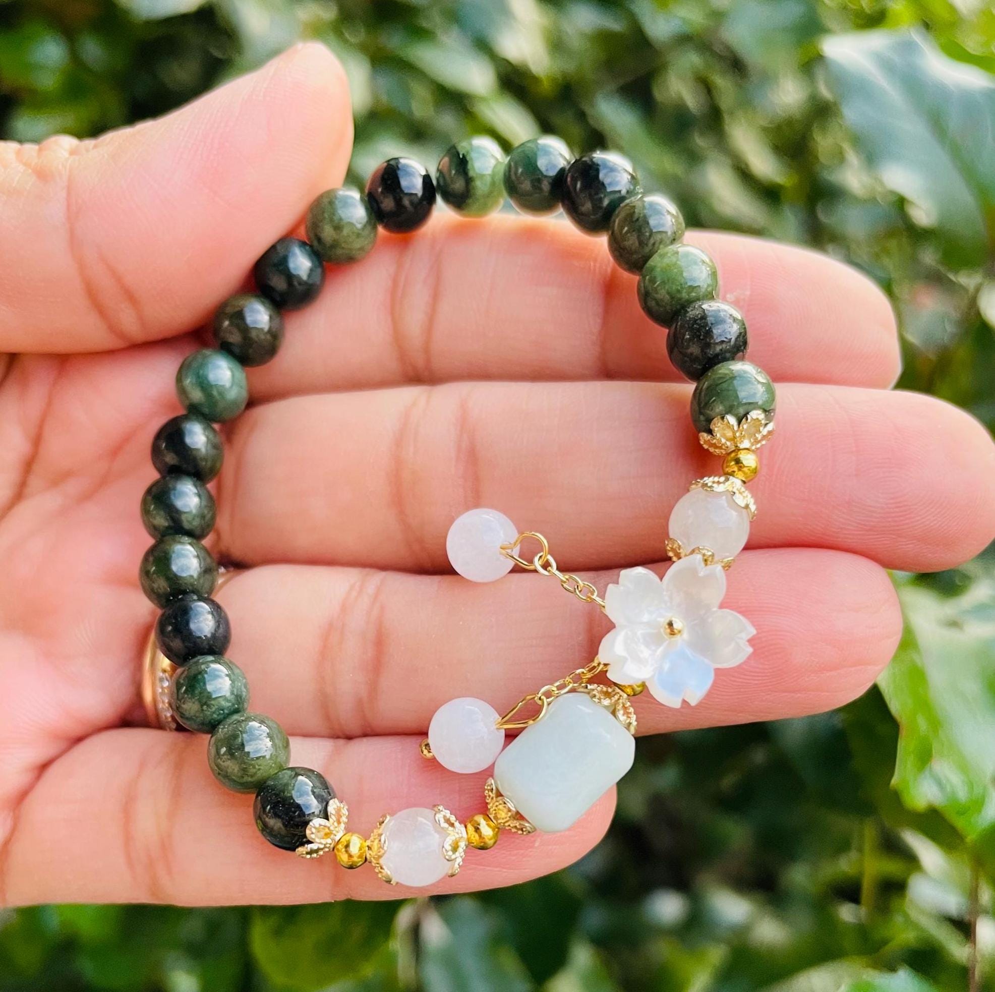 Jade Flower With Mother Of Pearl Crystal Bracelet: Beaded Blossom Floral Gemstone Jewelry