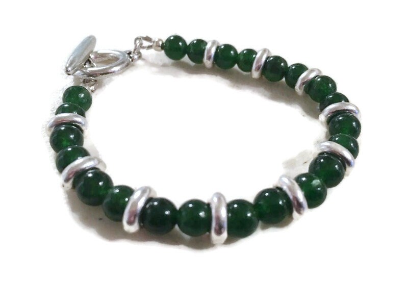 Handmade Green Jade Beaded Bracelet – Silver Toggle, 7 1/2 Inches