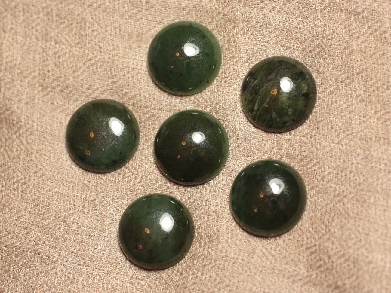 Cabochon De Pierre - Jade Canada Néphrite - Rond 20mm 4558550031907 Cabochon De Pierre - Jade Canada Néphrite - Rond 20mm 4558550031907