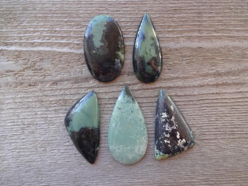 Hantigyrite Teisky Jade Cabochon, Rare Russian Stones