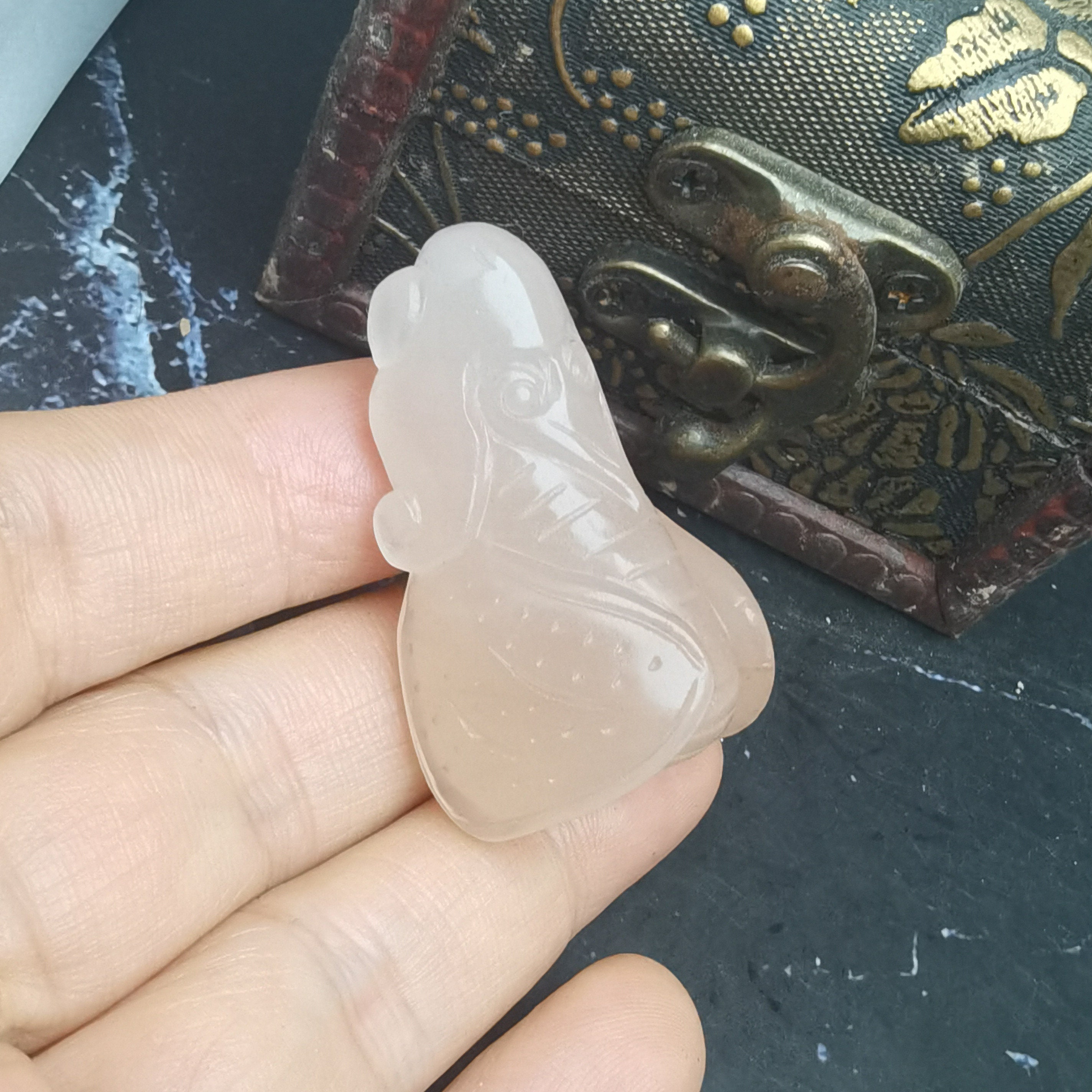 Lighter Imperial Jade Pendant China Culture Carving Cicada 一鸣惊人