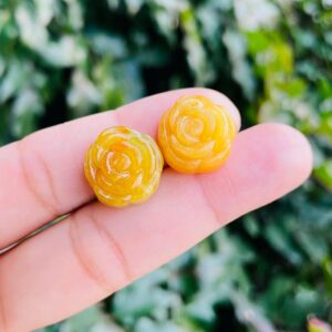 Yellow Jade Rose Flower Pendant: Mini Carved Crystal Gemstone Drilled bead (10-14mm) Yellow Jade Rose Flower Pendant: Mini Carved Crystal Gemstone Drilled bead (10-14mm)