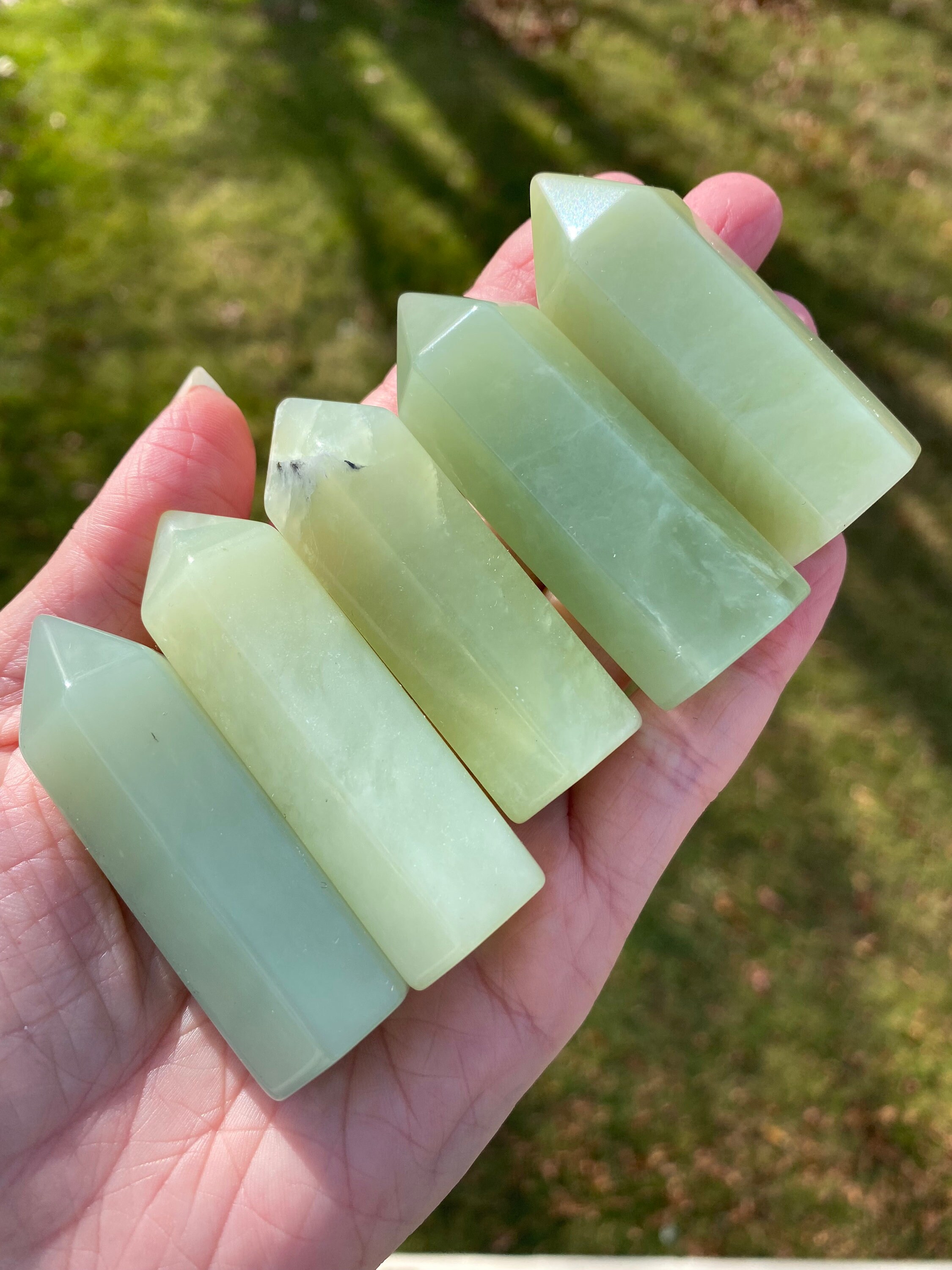Jade Tower, Jade Point, Green Jade Stone For Love, Heart Chakra, Fidelity, Renewal